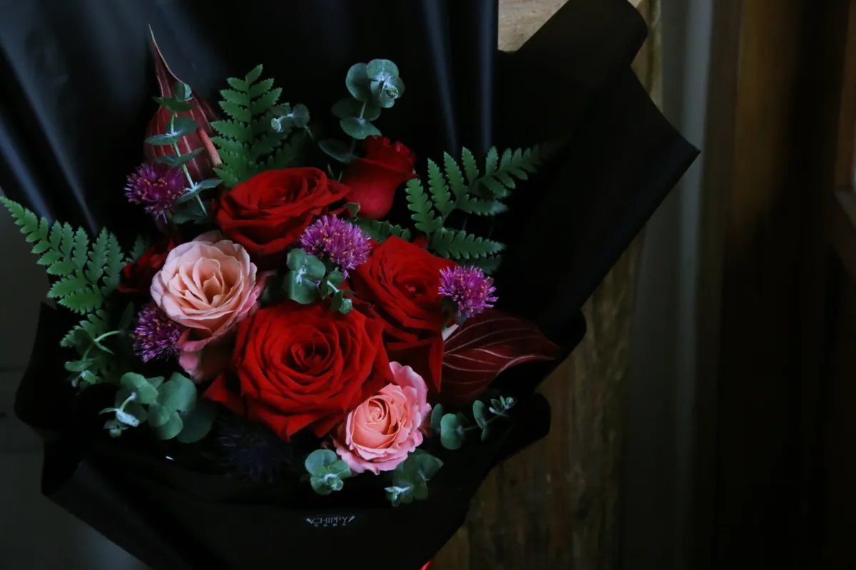 情人節愛你99鮮花花束之 熱情的愛