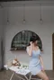 維也莎莎的羅曼蒂克-韓國V領澎袖洋裝