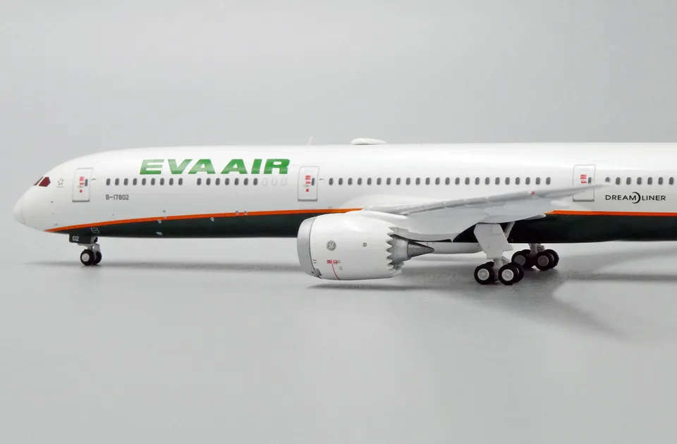 ■JC wings エバー航空 1/400 即決■ B787-10 B-17802
