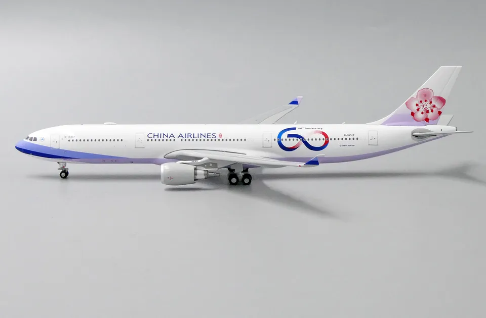 人気特価 中華航空 China Airlines 模型 Airbus A330-300 1/400 模型 