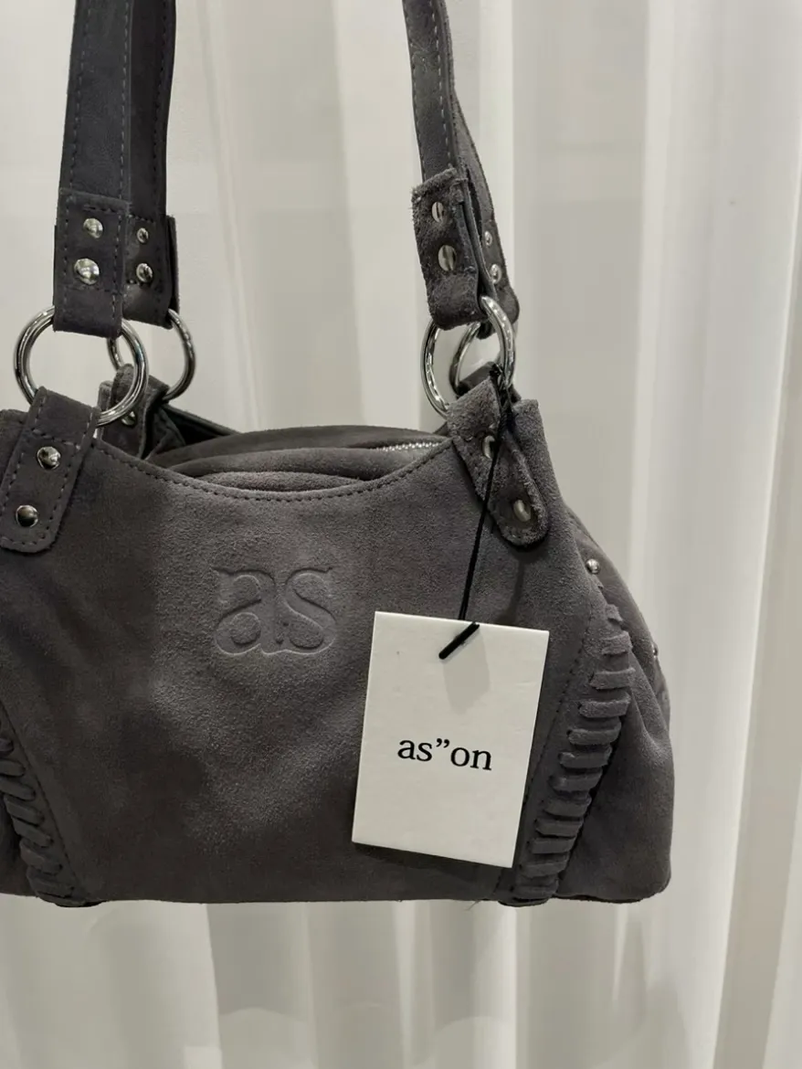 バッグ ASON BONITA MINI BAG / SUEDE CHARCOAL Ason bonita mini bag新颜色真的好好看😻 suede charcoal RM410 ONLY