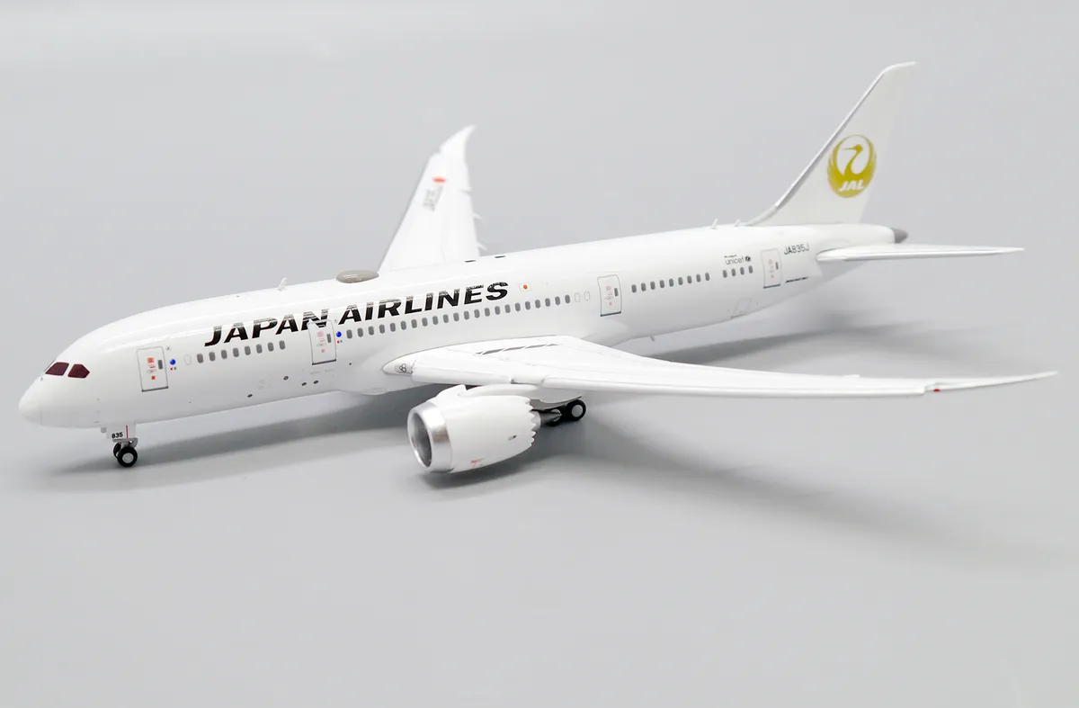JC Wings 1/400 日本航空JAL B787-8 JA835J <金鶴丸>