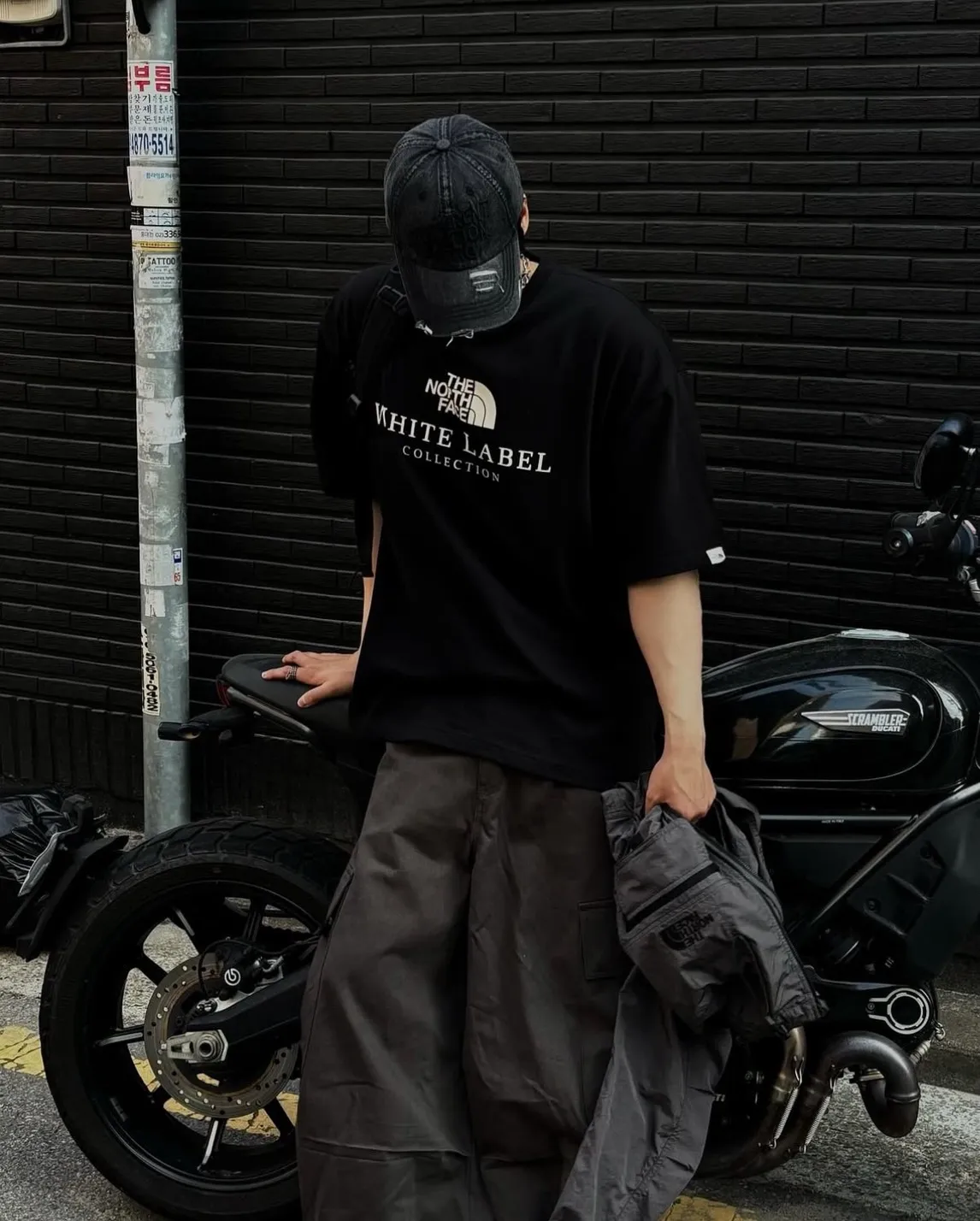 ★THE NORTH FACE☆SIGNATURE S/S R/TEE NT7UR26 THE NORTH FACE SIGNATURE S/S R/TEE 白標短袖NT7UR26