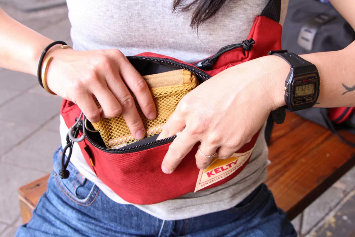 【KELTY】MINI MINI FANNY 腰包 焦糖