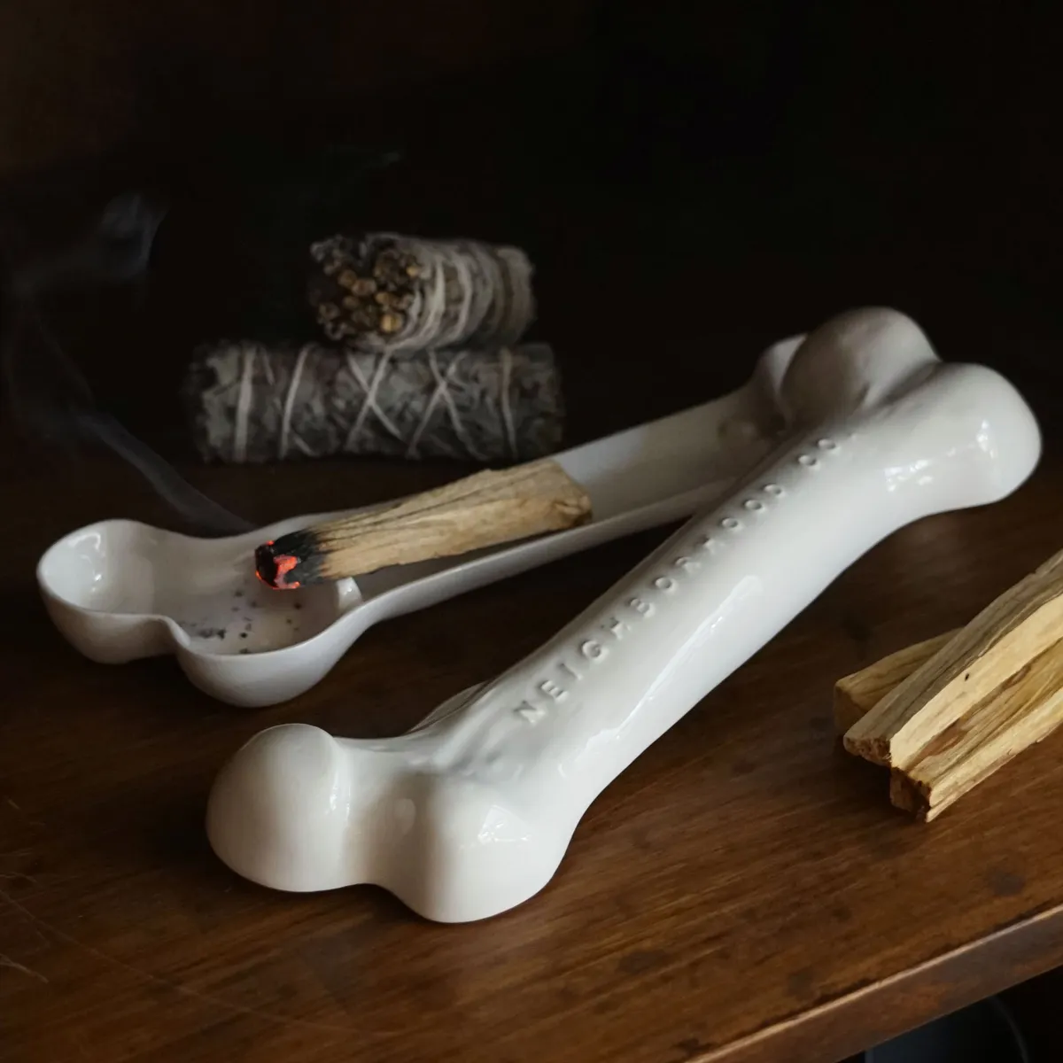 neighborhood BONE PALO SANTO HOLDER . CE