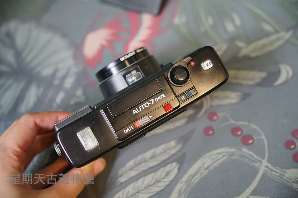 FUJICA AUTO-7 DATE 38mm F2.8 自動對焦底片傻瓜相機