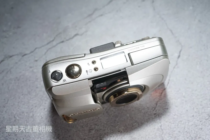 庫存新品OLYMPUS MJU ZOOM WIDE 80 deluxe 底片傻瓜相機