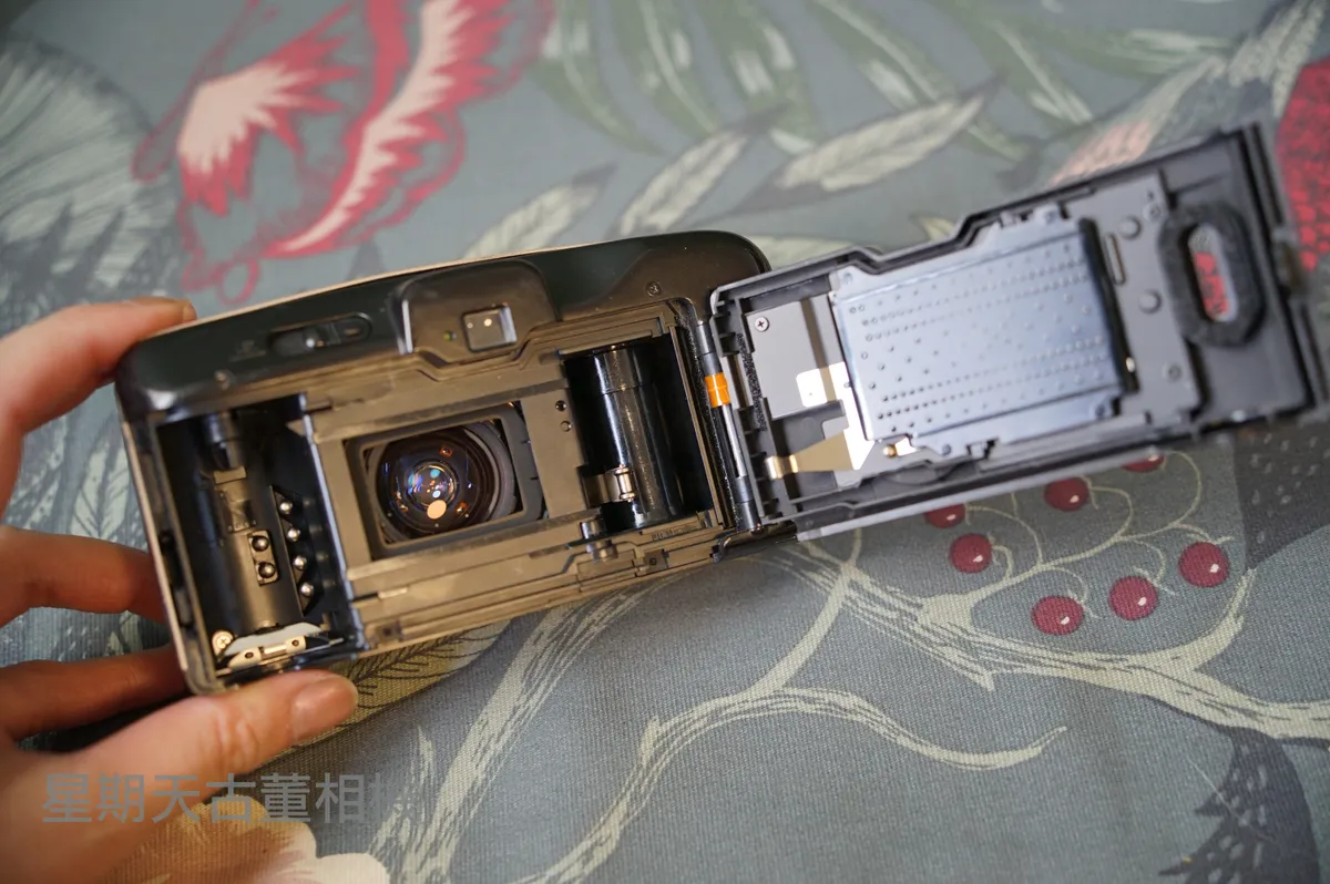 Canon autoboy S 38-115mm F3.6-8.5 底片傻瓜相機