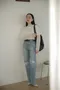 抽鬚後壓線開衩牛仔褲