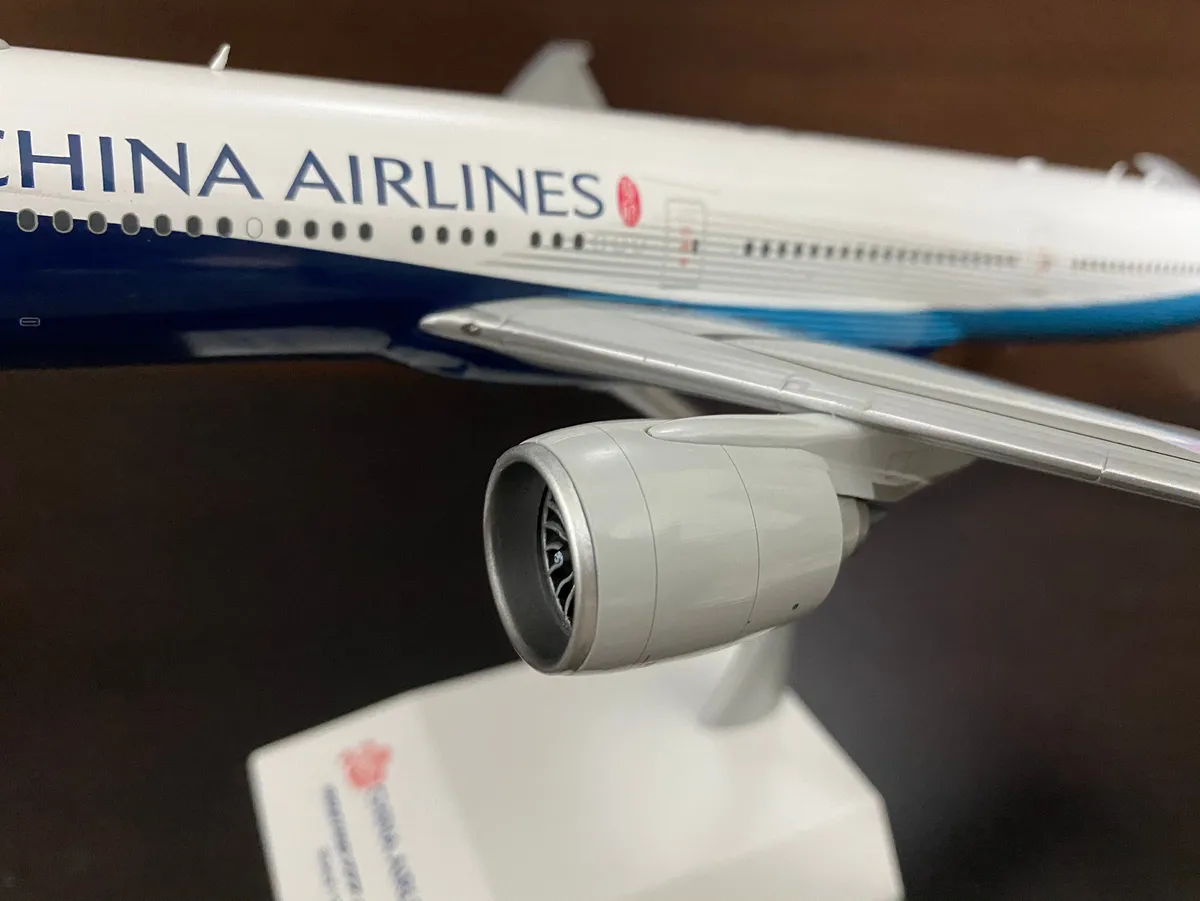 Albatros 1/200 中華航空China Airlines B777-300ER B-18007 <藍 Albatros 1/200 中華航空China Airlines B777-300ER B-18007 <藍