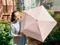 折傘品牌推薦：出遊遮陽必備防曬安全自動傘粉紅