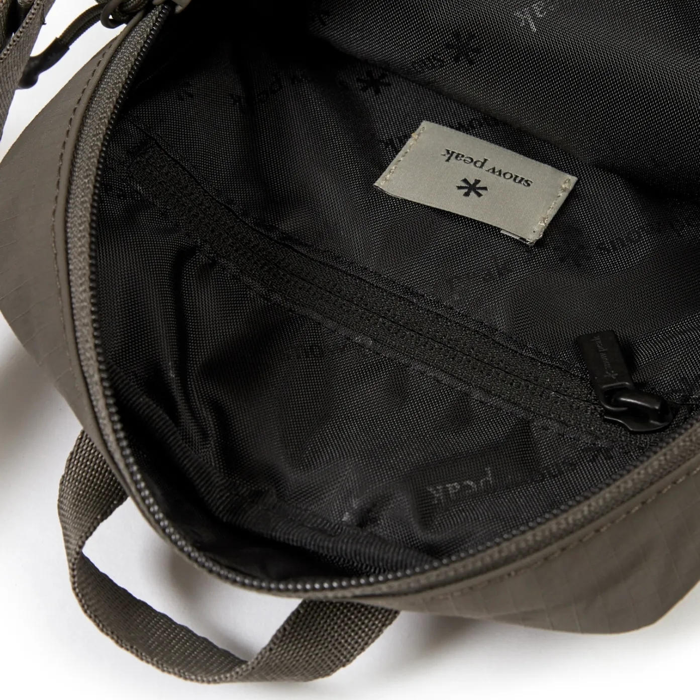 PEAK■Dual-Tech Middle Crossbag ■送料込 最後現貨