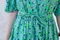 花朵藤蔓 方領立體袖洋裝＿附腰帶（2色：綠）