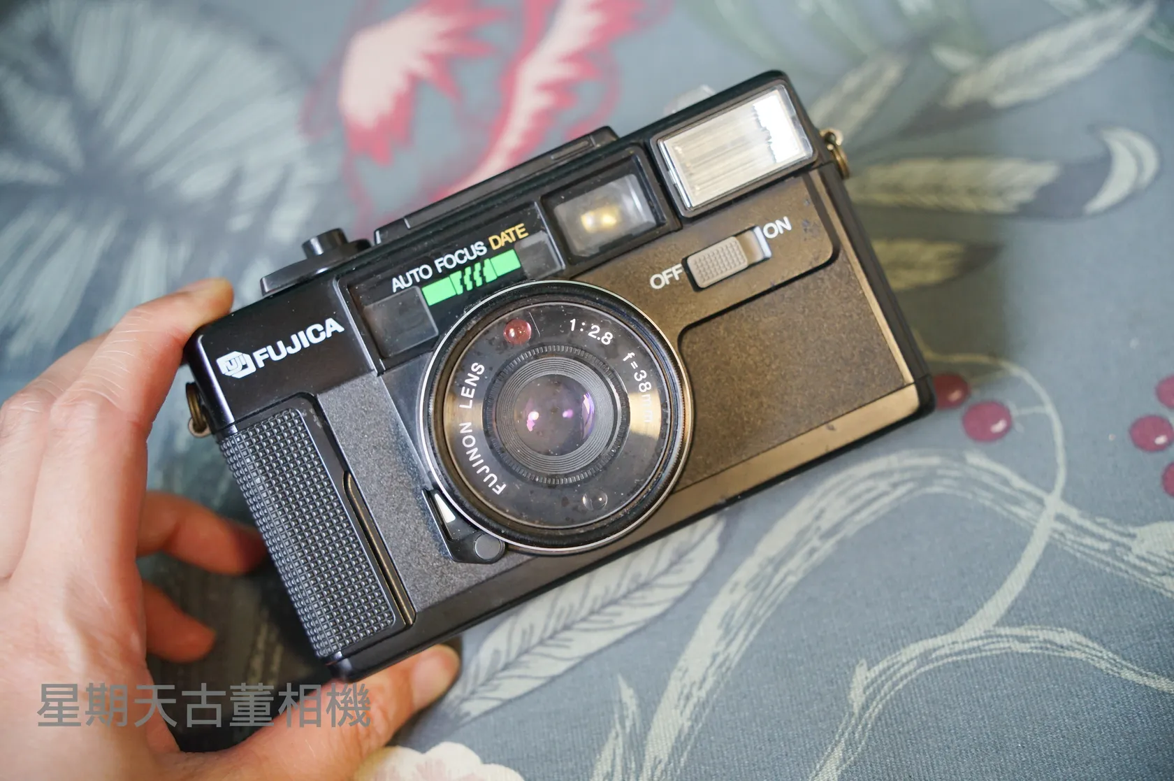 FUJICA AUTO-7 DATE 38mm F2.8 自動對焦底片傻瓜相機