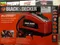 【缺貨】美國百工 BLACK&DECKER 專業級車用/家用打氣機 (ASI300)