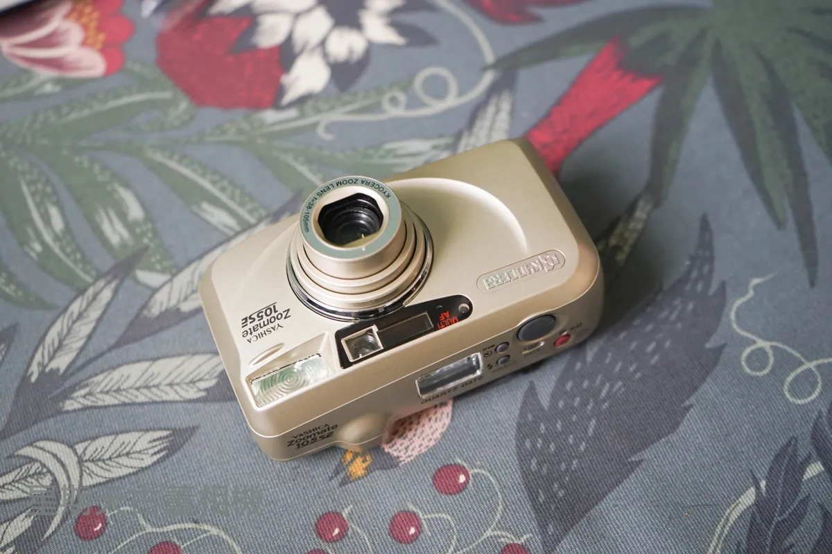 【動作確認済/完動品】Yashica Zoomate 105SE KYOCERA YASHICA ZOOMATE 105SE D