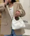 《 現貨 》日本🇯🇵 Chaco closet 2WAY甜甜圈皺摺手提包