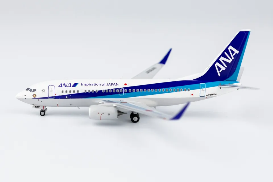 NG Model 1/400 全日空ANA B737-700 JA06AN <全日空B737-700退役>