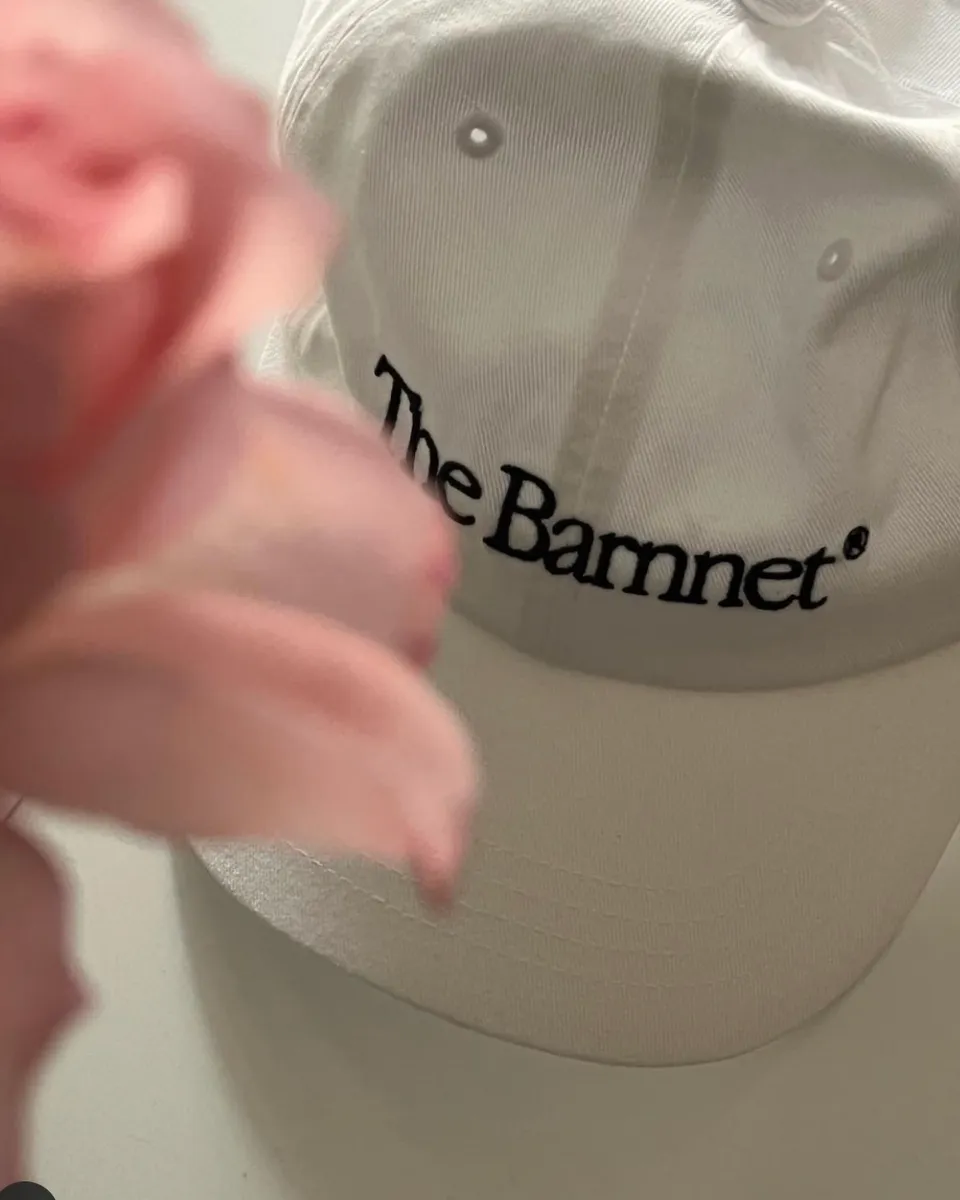 韓國設計師品牌Thebarnnet 刺繡做舊棒球帽Logo Ball Cap