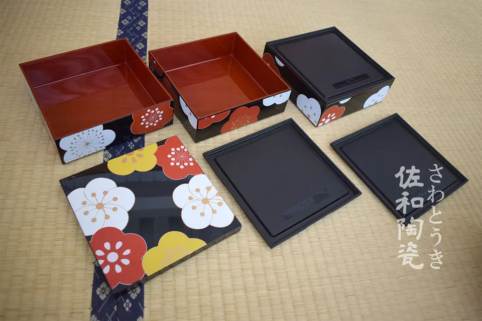 三色梅三段重箱-日本製漆器