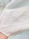 菱格玫瑰浮雕 Ｖ型腰線口袋洋裝_(2色: 白)