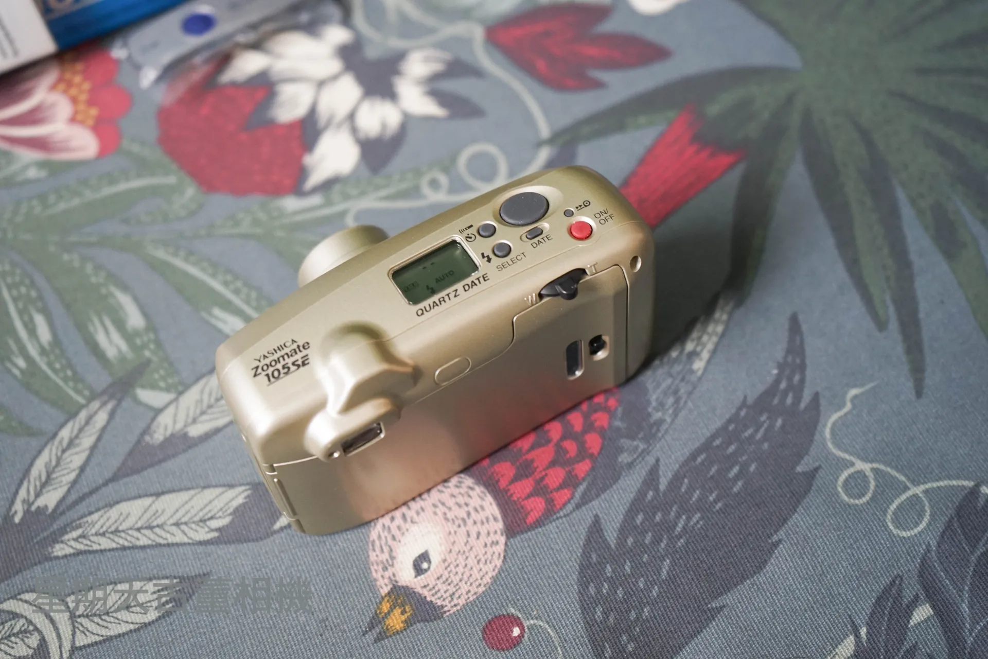 KYOCERA YASHICA ZOOMATE 105SE D