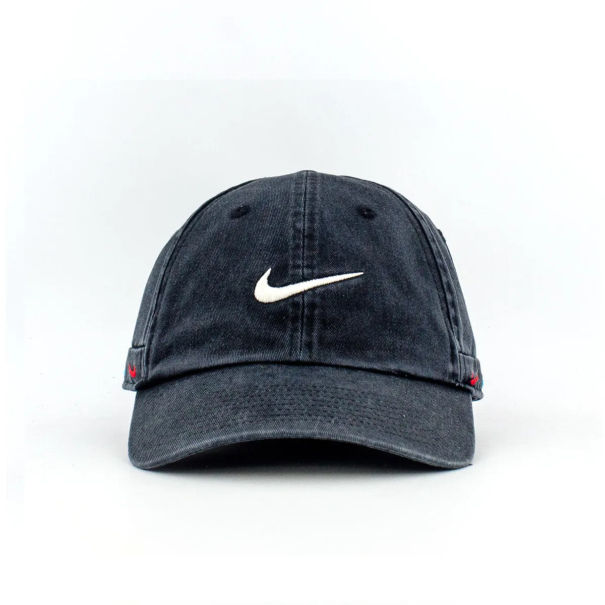 friends kyrie hat