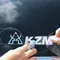 [ KZM ] 汽車防水貼紙