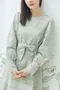 幾何圈圈 刺繡布蕾絲洋裝＿附腰帶（2色:綠）