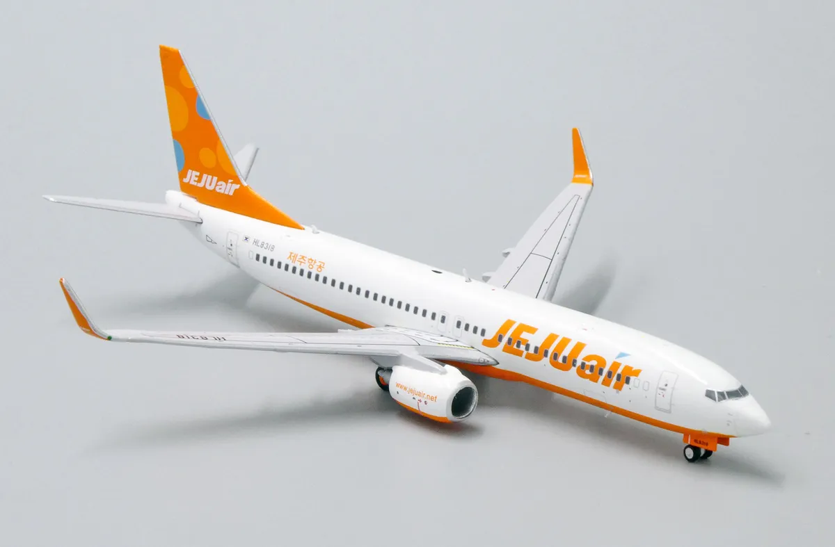 希少 東方神起 jeju air チェジュ航空 非売品飛行機模型 B737-800