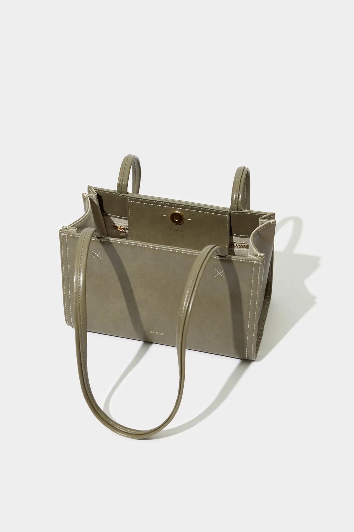 Stand Oil－ Oblong bag Tiny：墨綠色바질