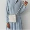 韓國設計師品牌yeomim－mini square bag (crinkle white)／肩背推薦：可調整背帶