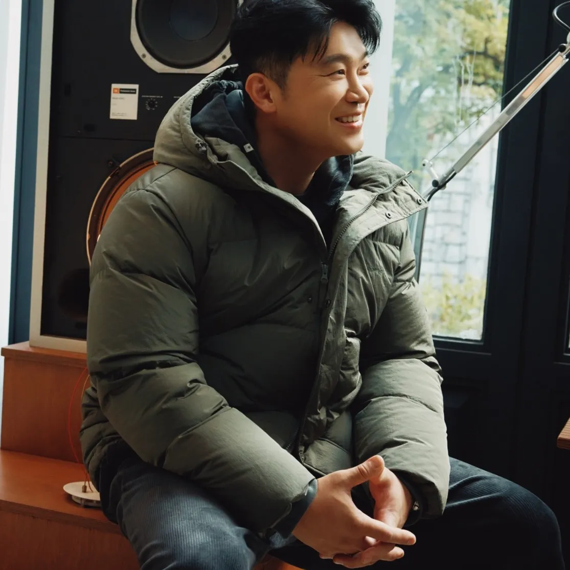 韓国* peak■W's Bright Stand-Neck Heavy Down Jacket 10142-24-99992-main01.jpg