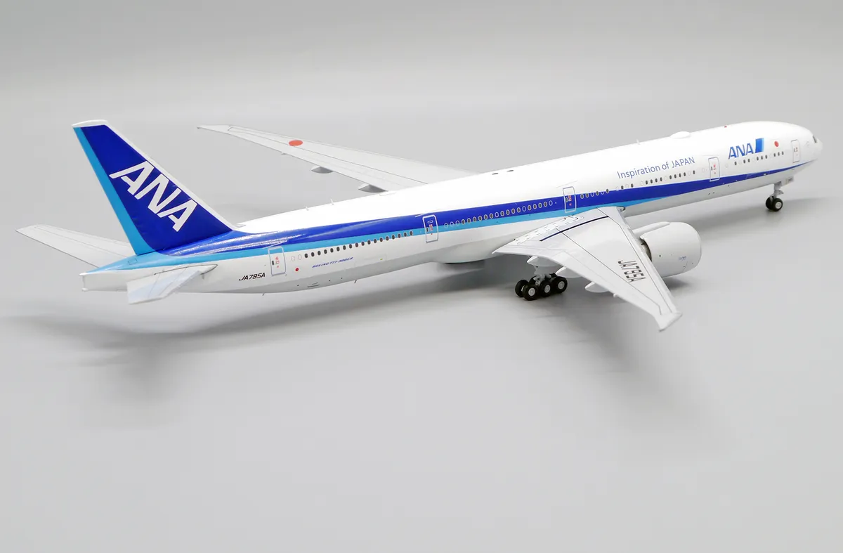 ANA 1/200 B777-300ER JA795A - 航空機・ヘリコプター