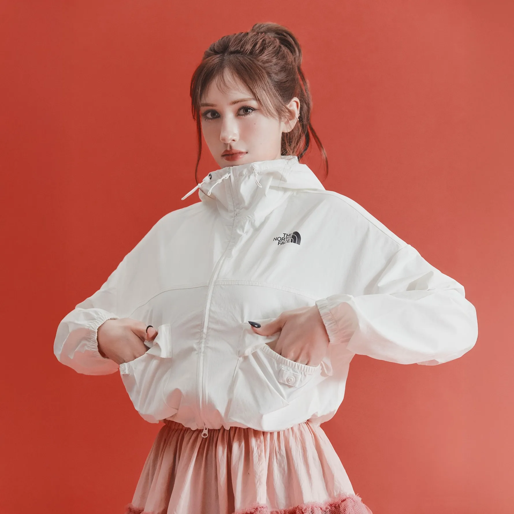 ★THE NORTH FACE☆W'S ICE RUN JACKET NJ3BR33 THE NORTH FACE W'S ICE RUN JACKET 女款涼爽短版連帽夾克NJ3BR33