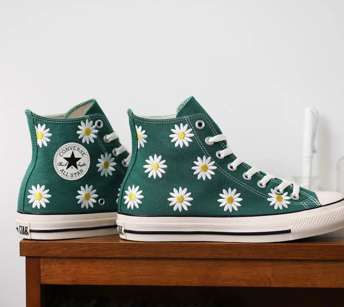 日本限定Converse 刺繡小雛菊高筒【ADULT】ALL STAR