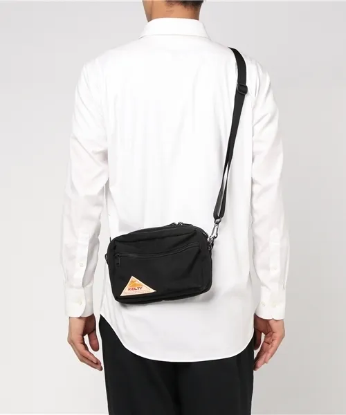 【KELTY】RECTANGLE ZIP 方形肩包 灰