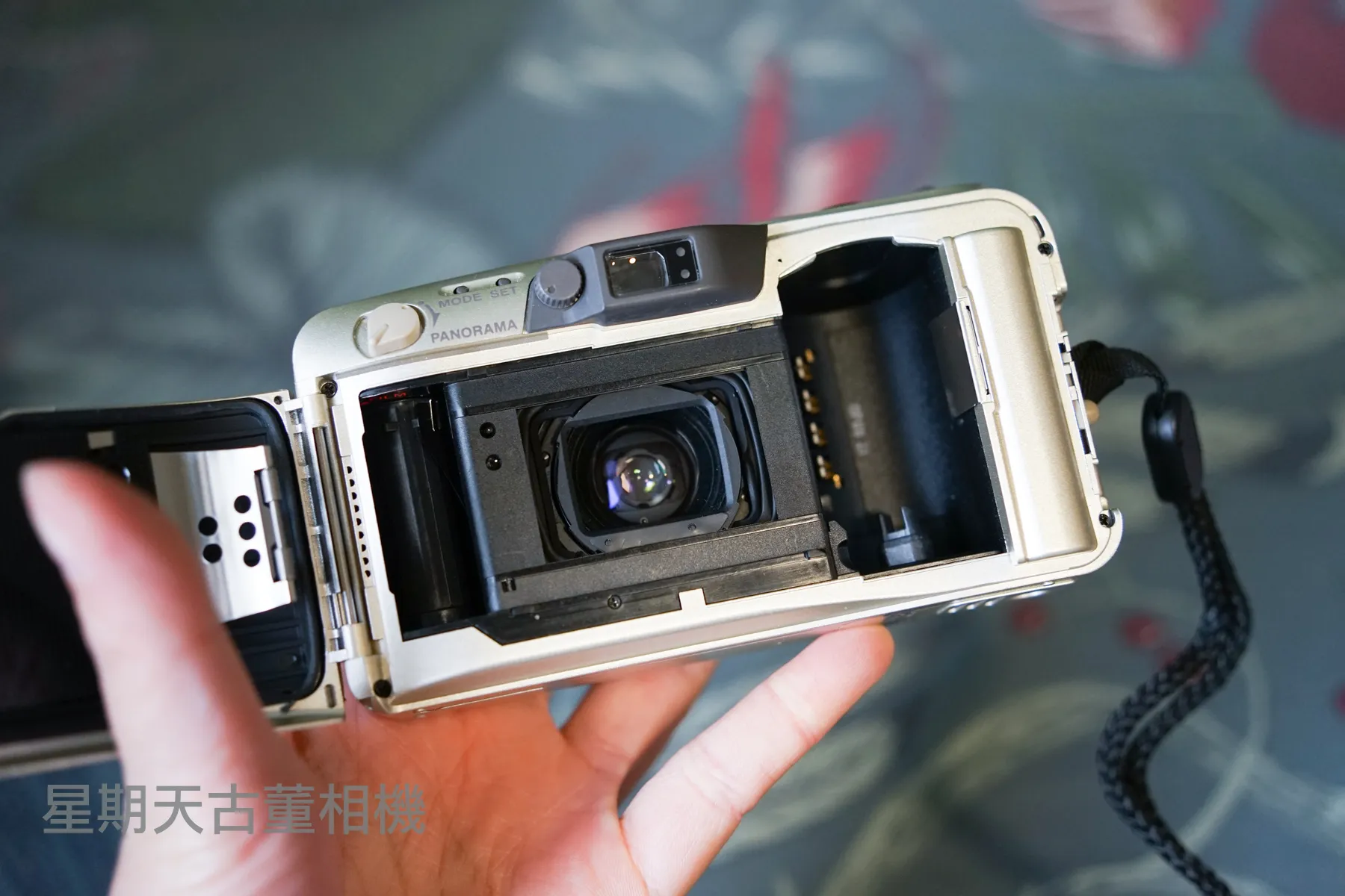 Olympus MJU ZOOM 140 Deluxe 底片相機傻瓜相機喵萬變焦