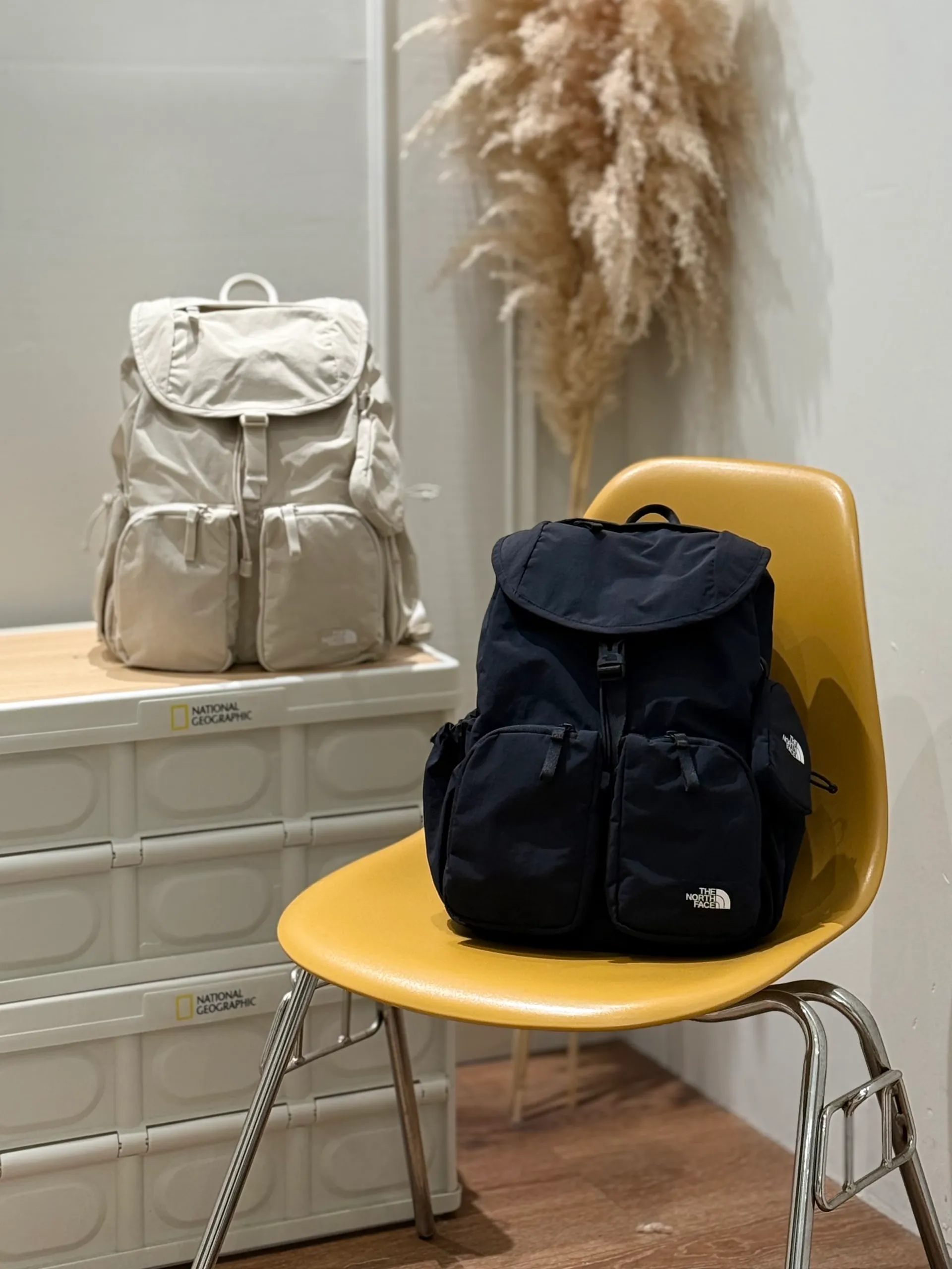THE NORTH FACE W'S BREEZE BACKPACK 多口袋後背包NM2DR19
