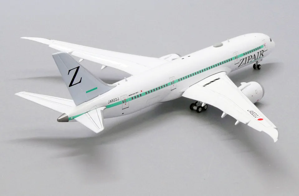 JC Wings 1/400 ZIPAIR Tokyo B787-8 JA822J