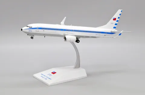 台湾空軍 737-800 3701 1/200 不味く