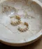 【預購】正韓 輕奢質感弧形珍珠小鑲鑽片耳環
