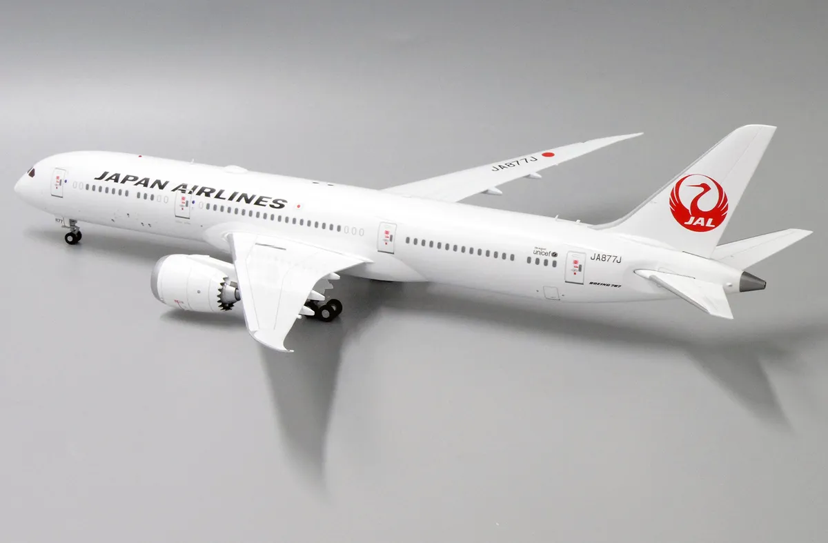 JAL 飛行機アクリルジオラマ B777-200 100％本物 - 航空機・ヘリコプター